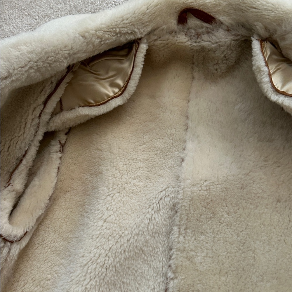 Vintage Sawyer of Napa Shearling Coat With Pockets - Picture 7 of 12
